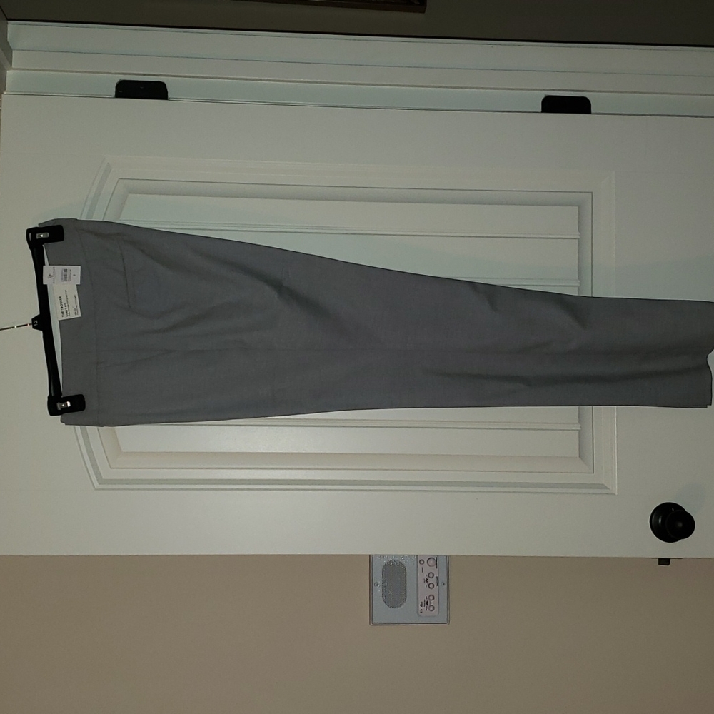 NWT Ann Taylor Grey Curvy Trouser